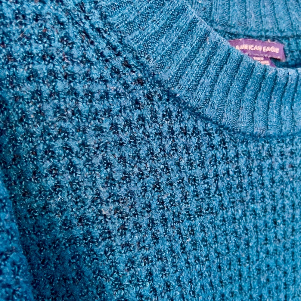 American Eagle 🦅 waffle knit 🧶 sweater - Picture 4 of 4